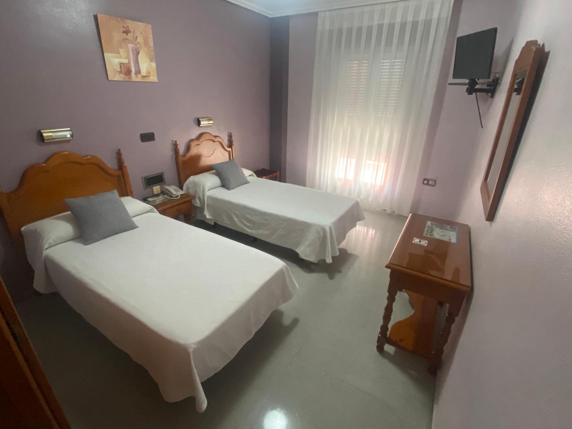 Hotel Lusitania, Centro Ciudad, Parking Privado Merida Room photo
